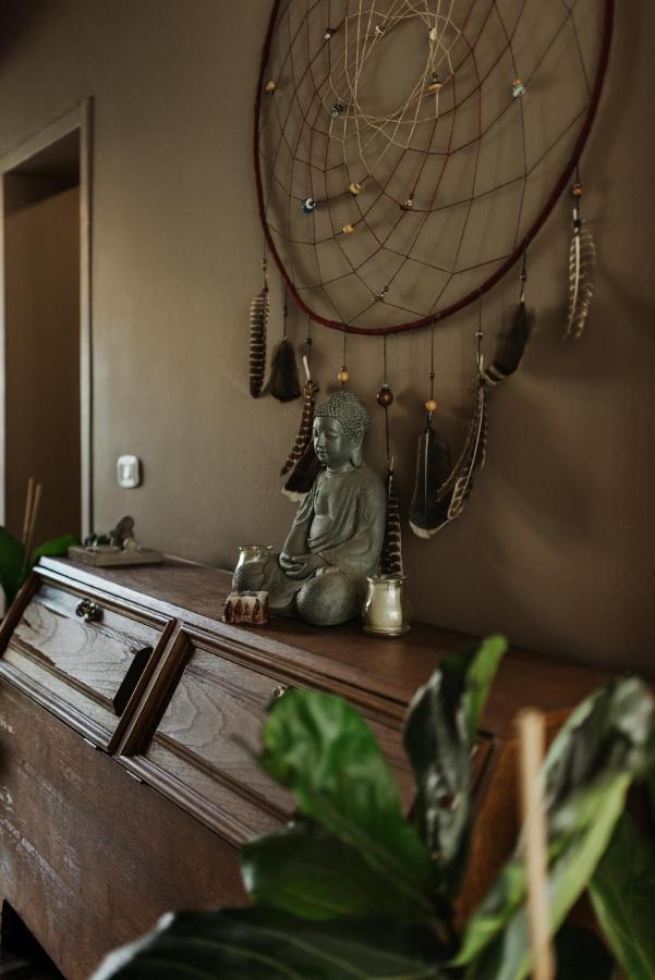 Bed Station Hostel & Bar Shkodër Екстериор снимка
