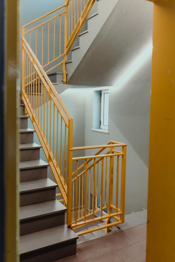 Bed Station Hostel & Bar Shkodër Екстериор снимка